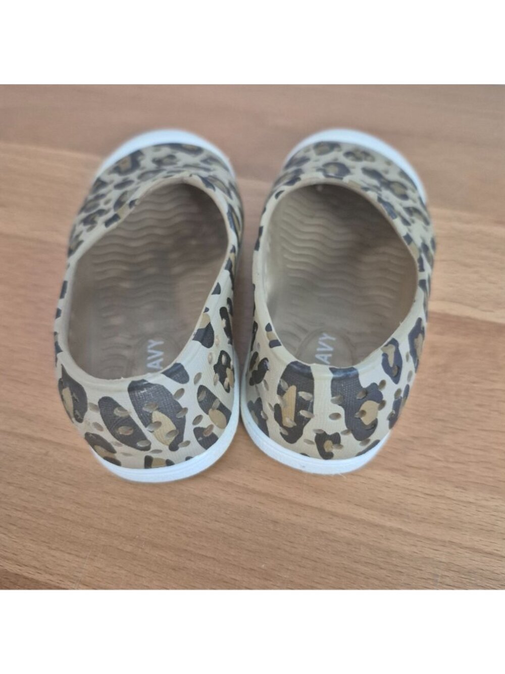 Old Navy Toddler Girls Leopard Print Slip-On Shoes Size 9 Rubber Casual Flats - Picture 5 of 5